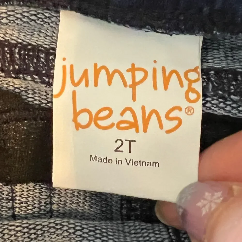 Jumping Beans girls’ “Frozen” top/faux denim pants Size 2T